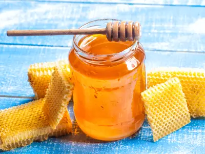 Unlocking the Health Benefits of Honey